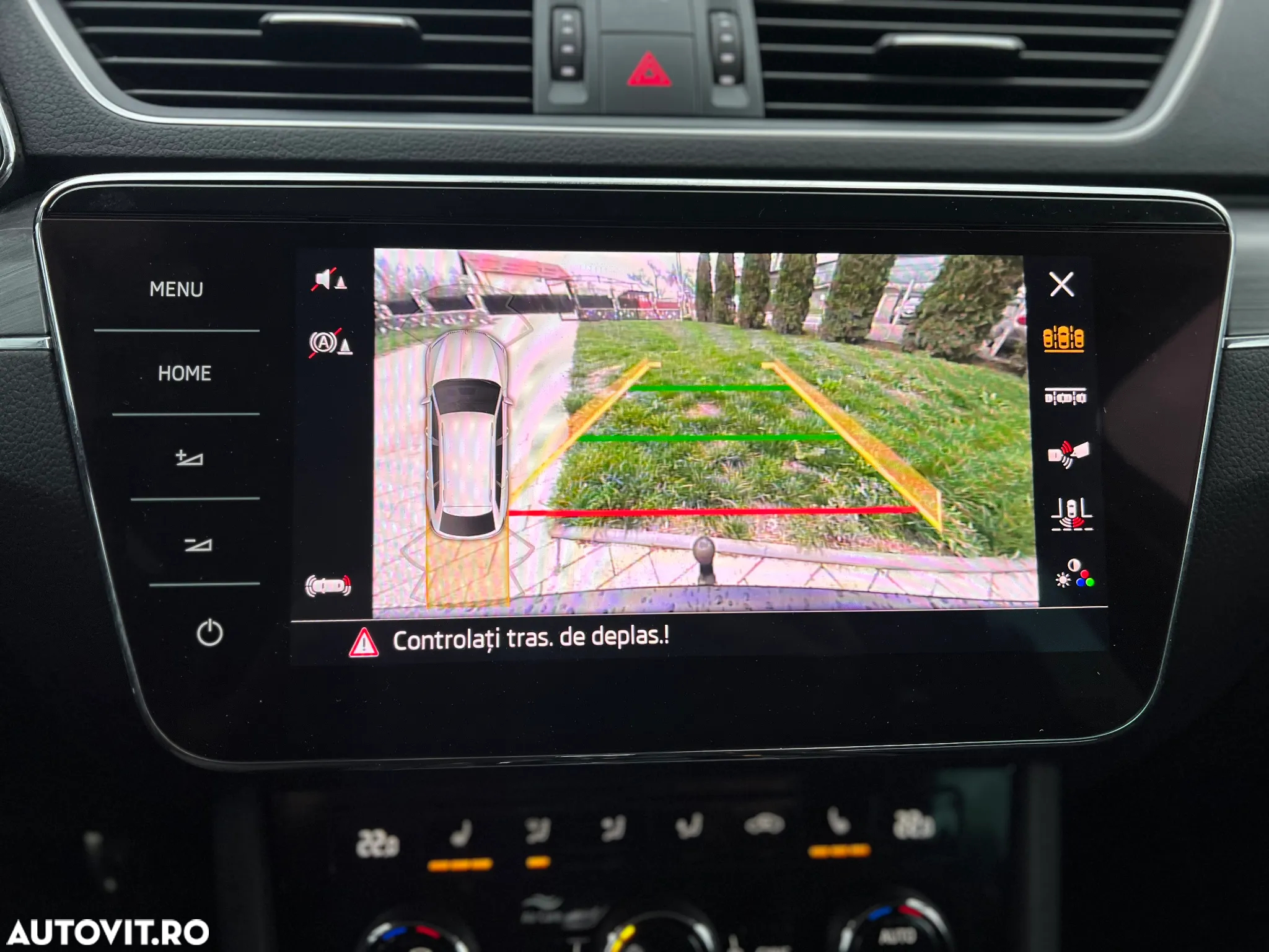 Skoda Superb Combi 2.0 TDI 4x4 DSG Scout Final Edition - 13