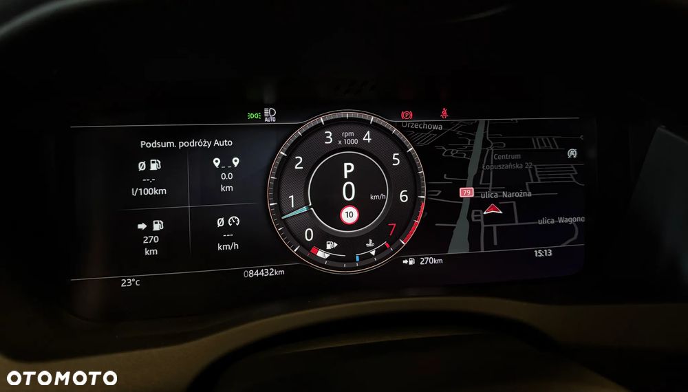 Jaguar XE - 13