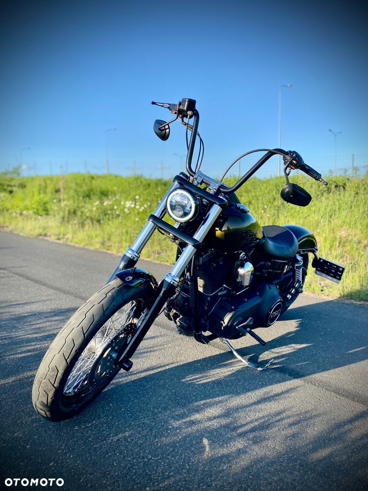 Harley-Davidson Dyna Street Bob - 11