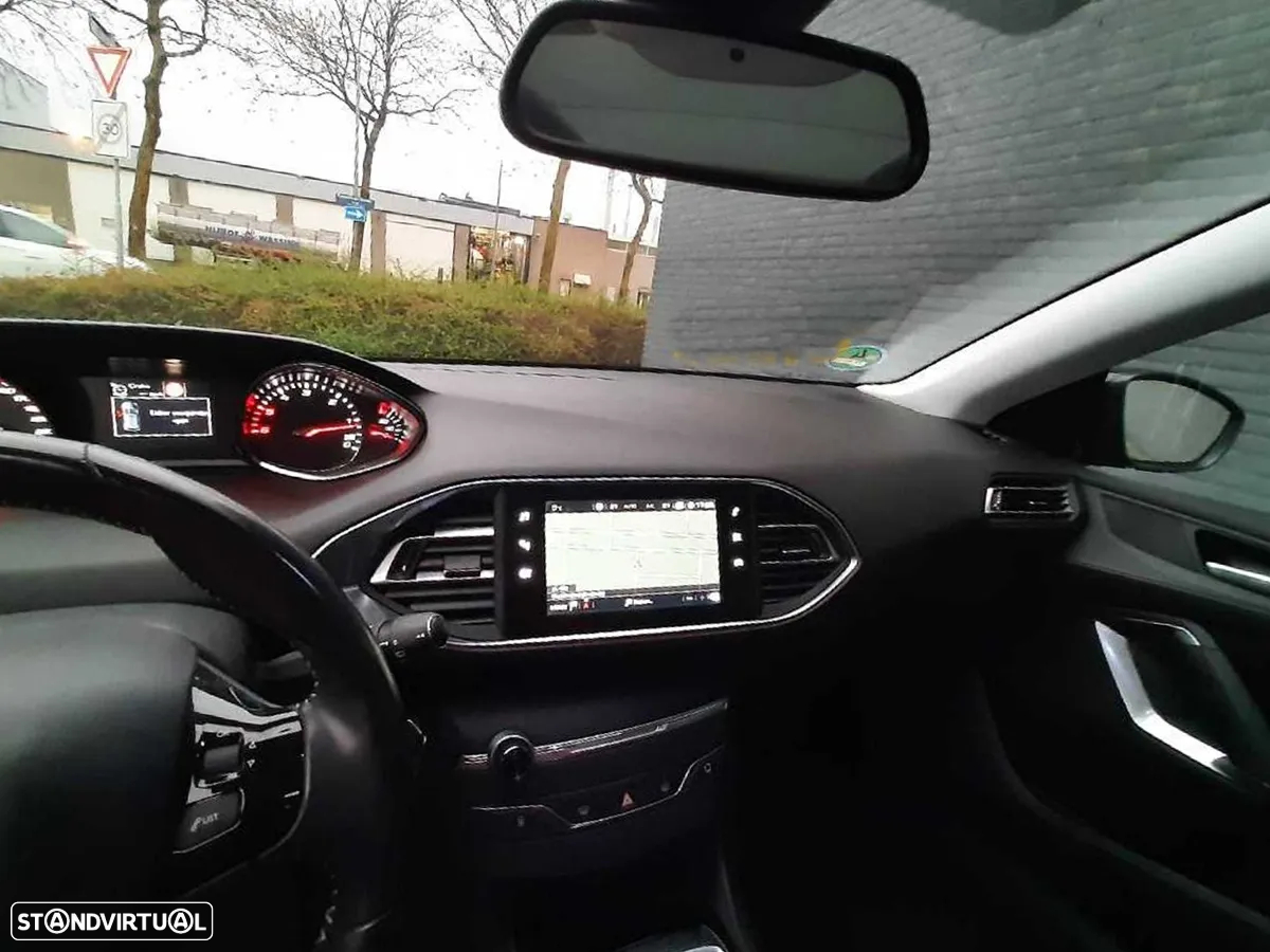 Peugeot 308 SW 1.6 BlueHDi Style - 11