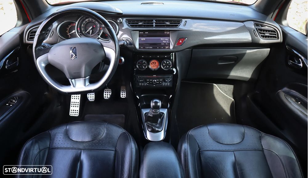 Citroën DS3 1.6 HDi Airdream Sport Chic — fotografia 14