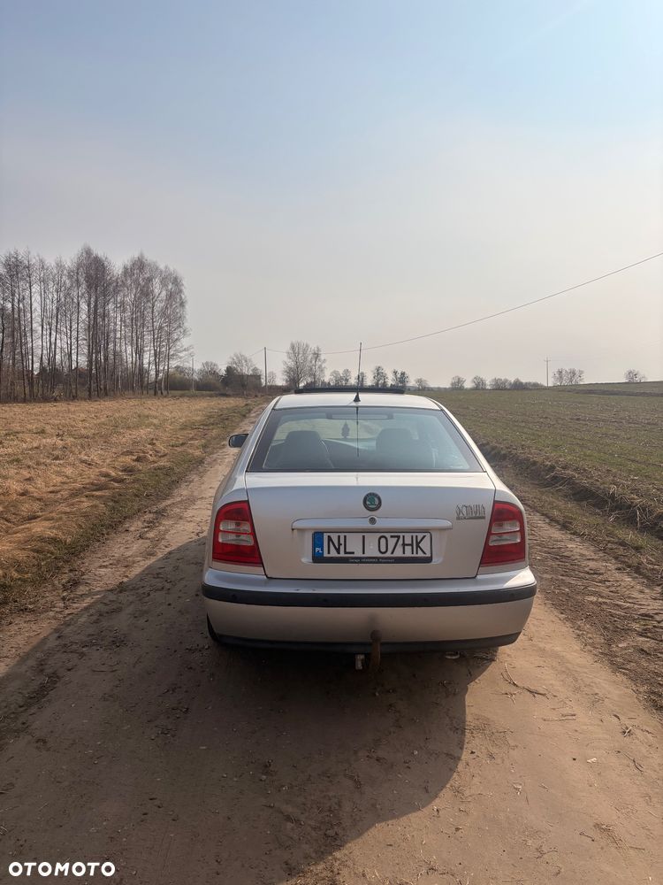 Skoda Octavia 1.8 GLX - 3