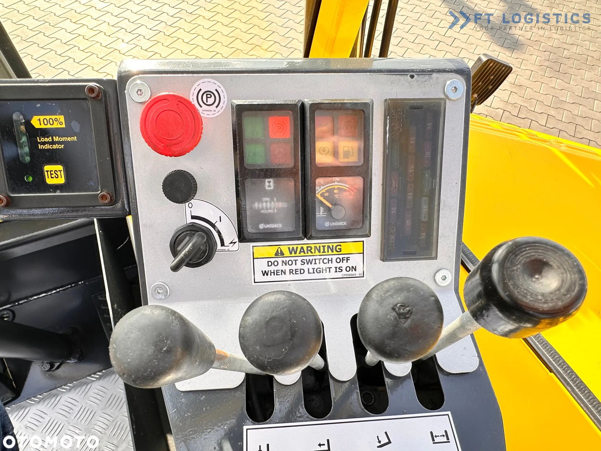 Combilift C3000CB / GAZ / TRIPLEX / 4900MM / WOLNY SKOK / POZYCJONER / PRZESUW WIDEŁ / JAK NOWY - 33