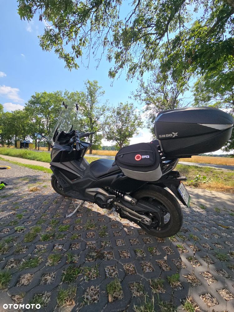 Kymco AK 550 - 5