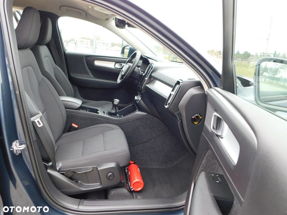 Volvo XC 40 D3 Momentum - 16