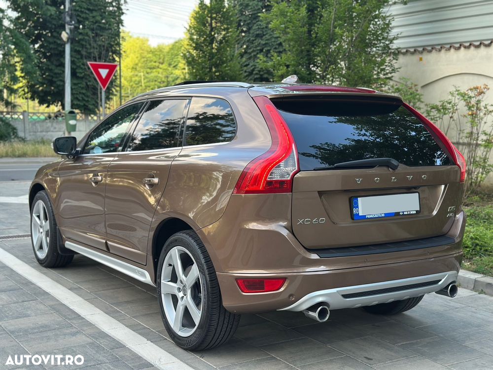 Volvo XC 60 D5AWD R-Design - 2