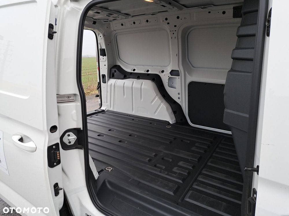 Volkswagen Caddy Maxi Cargo - 20