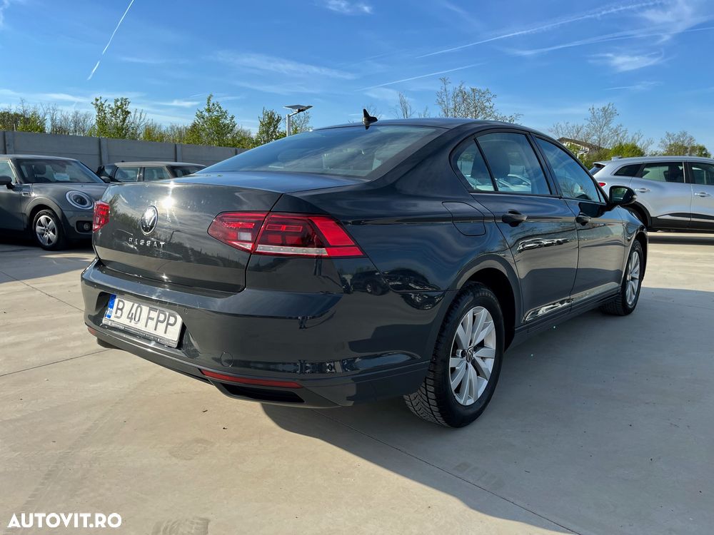 Volkswagen Passat 2.0 TDI SCR Advance - 8