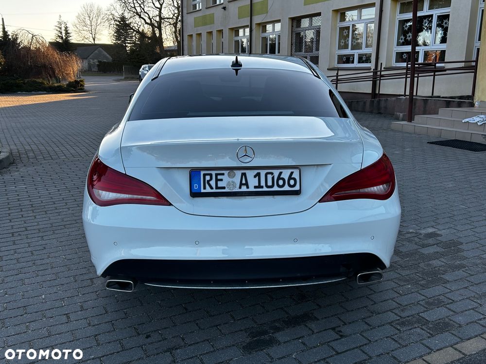 Mercedes-Benz CLA 180 BlueEffICIENCY Edition - 31