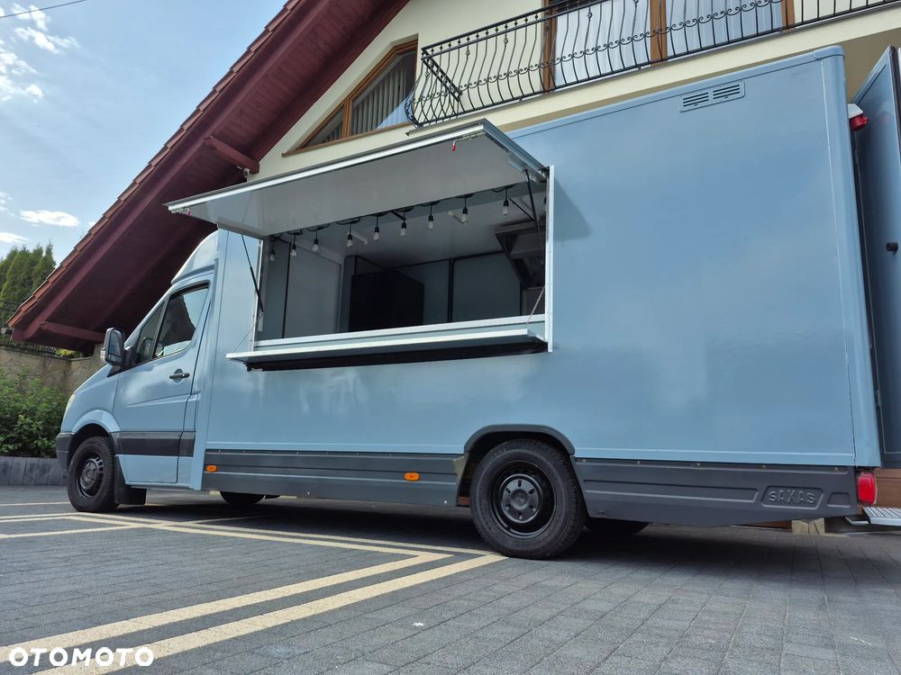 Mercedes-Benz Food Truck Sklep bar - 21