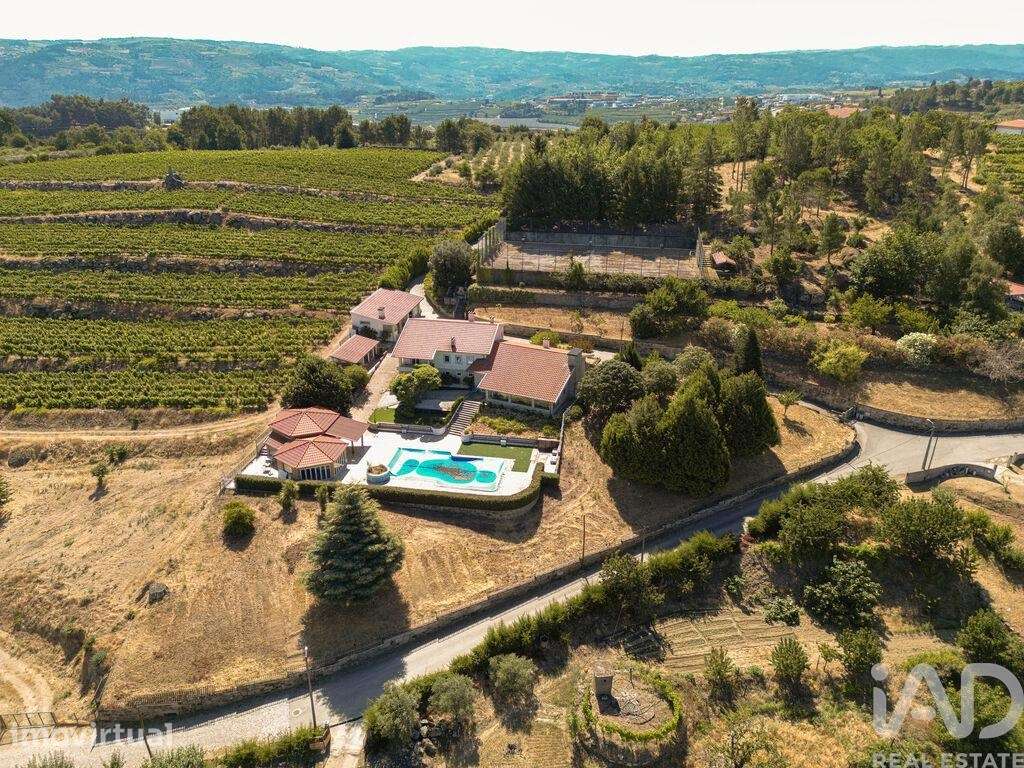 Casa / Villa em Lamego - Grande imagem: 3/40