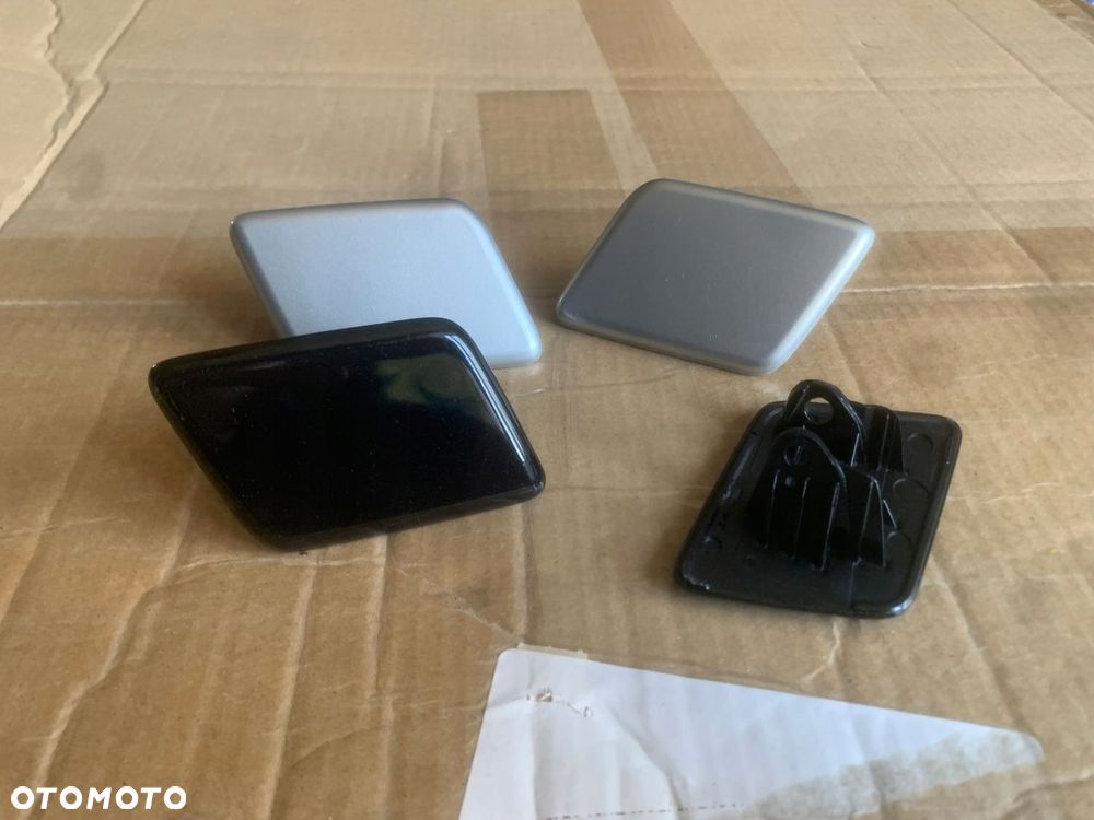 ZAŚLEPKA SPRYSKIWACZA HYUNDAI i40 PRZED FL 986813Z000 - 2