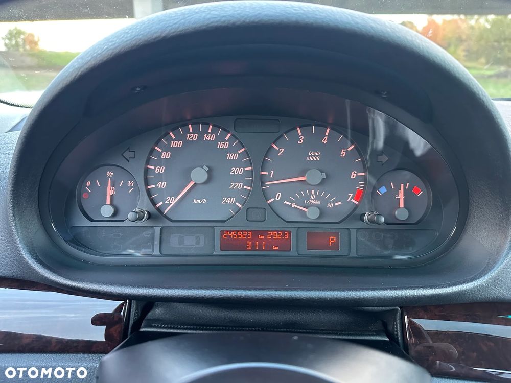 BMW Seria 3 325 Ci - 19