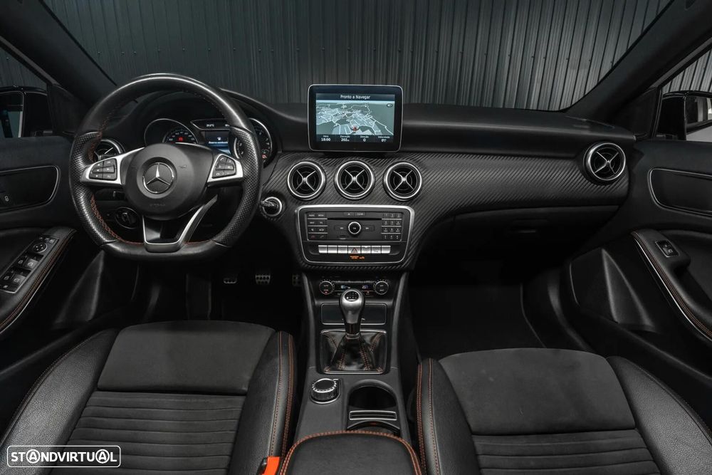 Mercedes-Benz A 180 AMG Line - 7