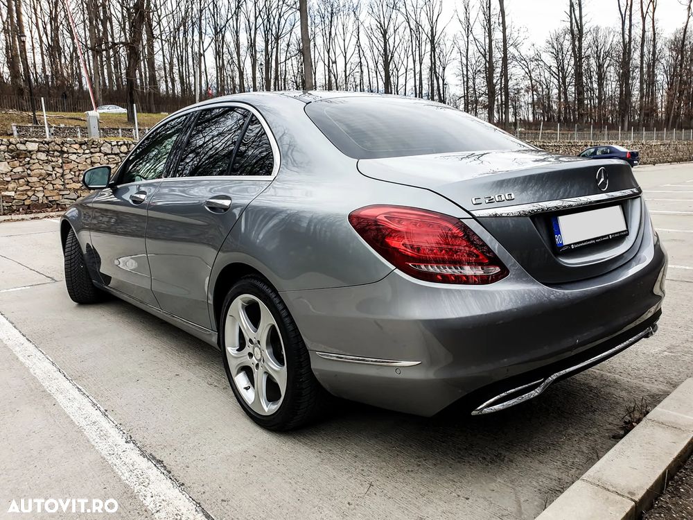 Mercedes-Benz C - 6