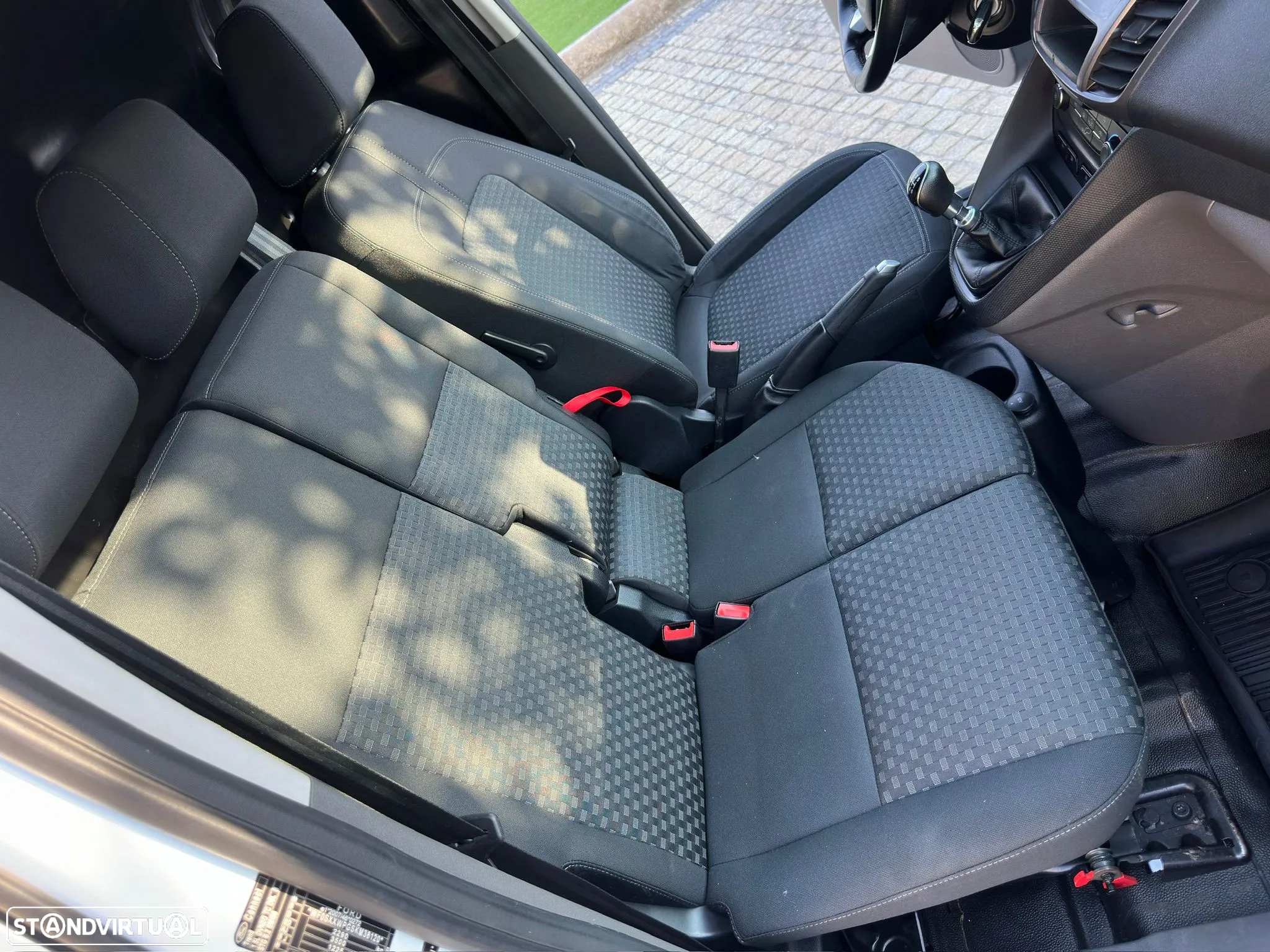 Ford TRANSIT CONECT - 20