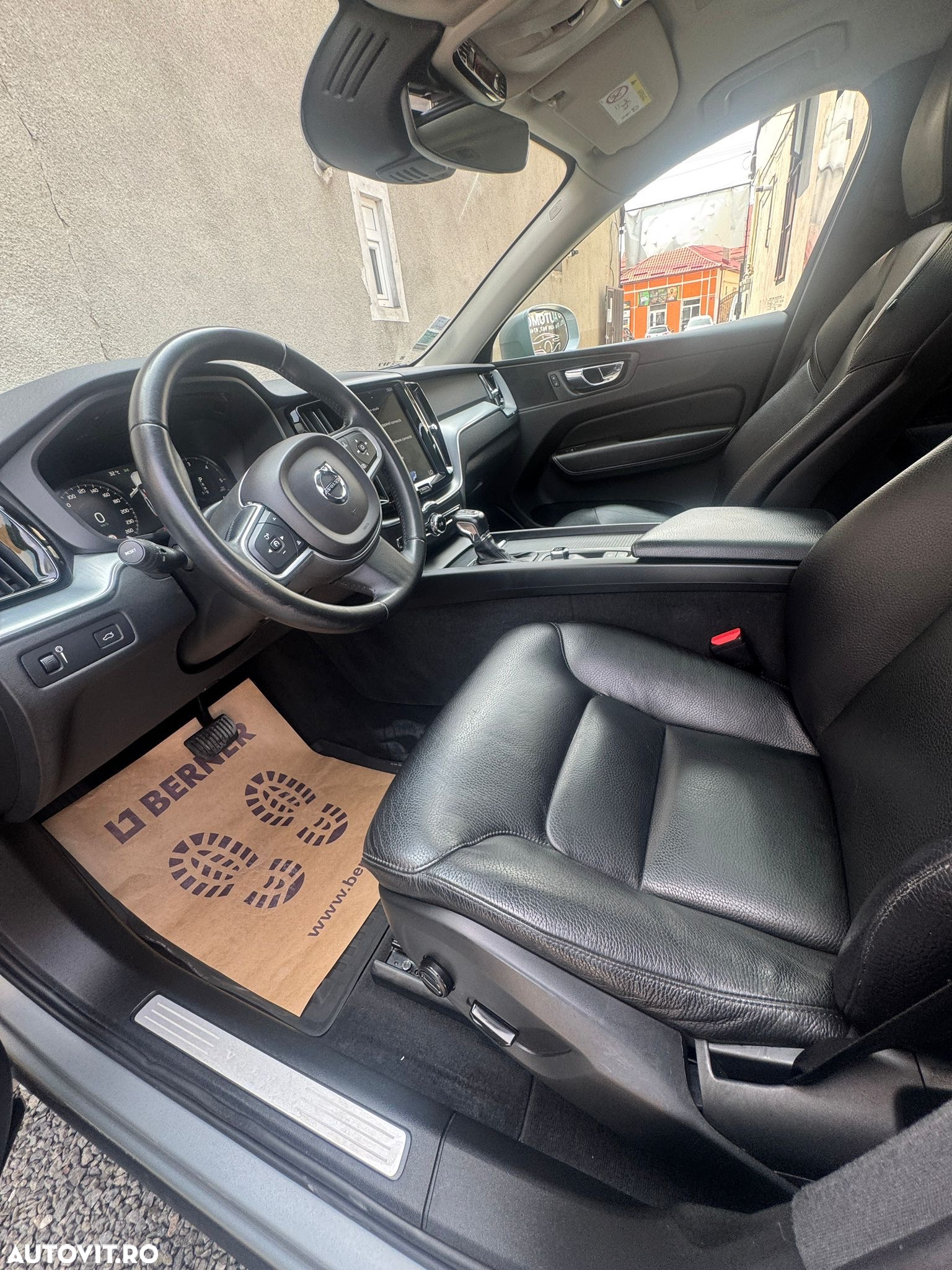 Volvo XC 60 - 12