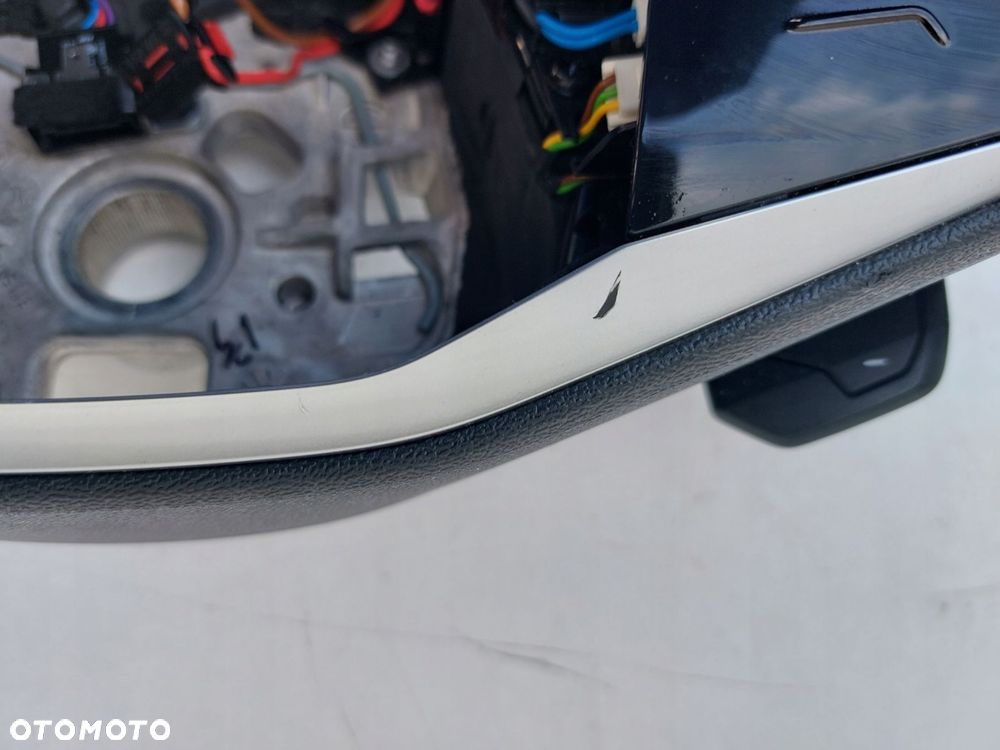 kierownica dotykowa audi q4 e-tron - 9