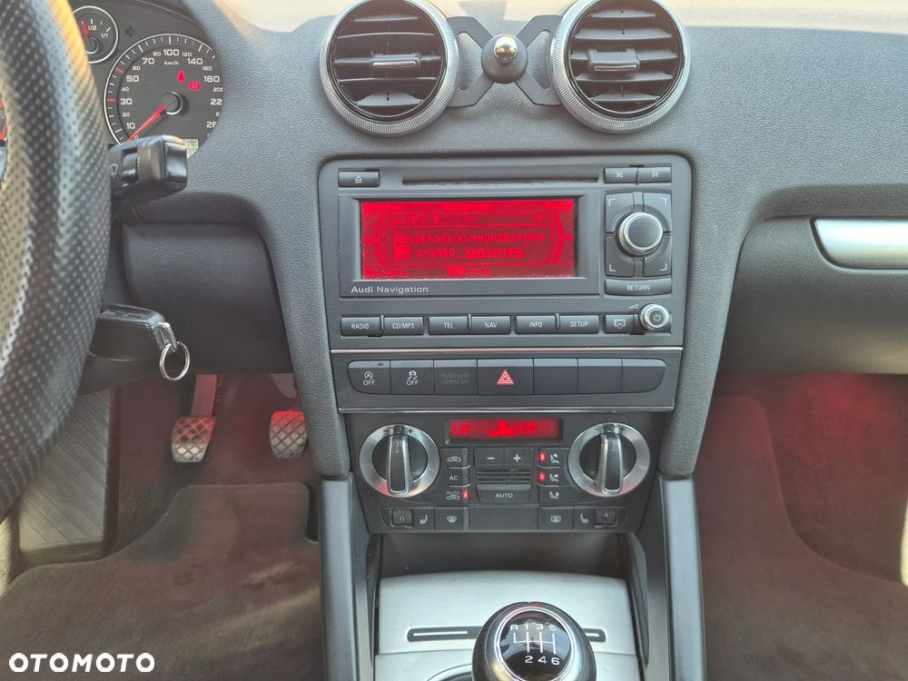 Audi A3 Sportback 2.0 TDI DPF S line Sportpaket (plus) - 16
