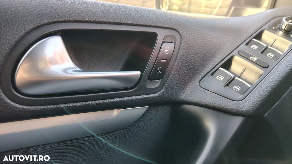 Volkswagen Tiguan 2.0 TDI DPF BlueMotion Technology Cup Sport & Style - 24