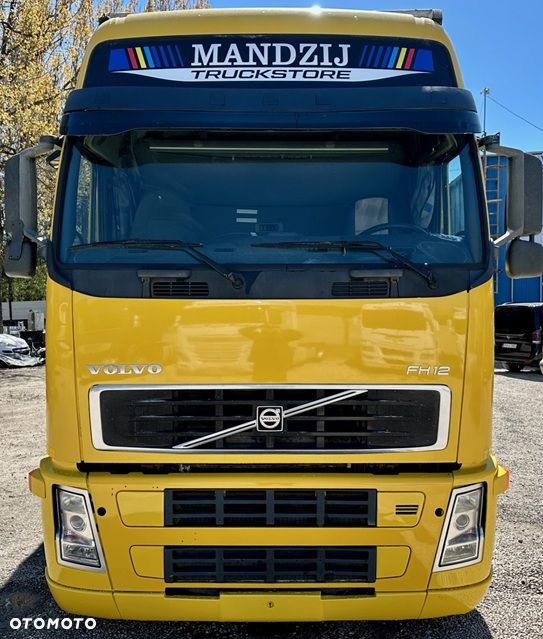 Volvo FH12 420 6x2 JUMBO OŚ PODNOSZONA ZABUDOWA FIRANKA DŁ:7.80m WINDA HYDRAULICZNA KLIMA 2xALUTANK I-SHIFT LODÓWKA 2006r WAGA:11087kg DMC:24000kg - 1