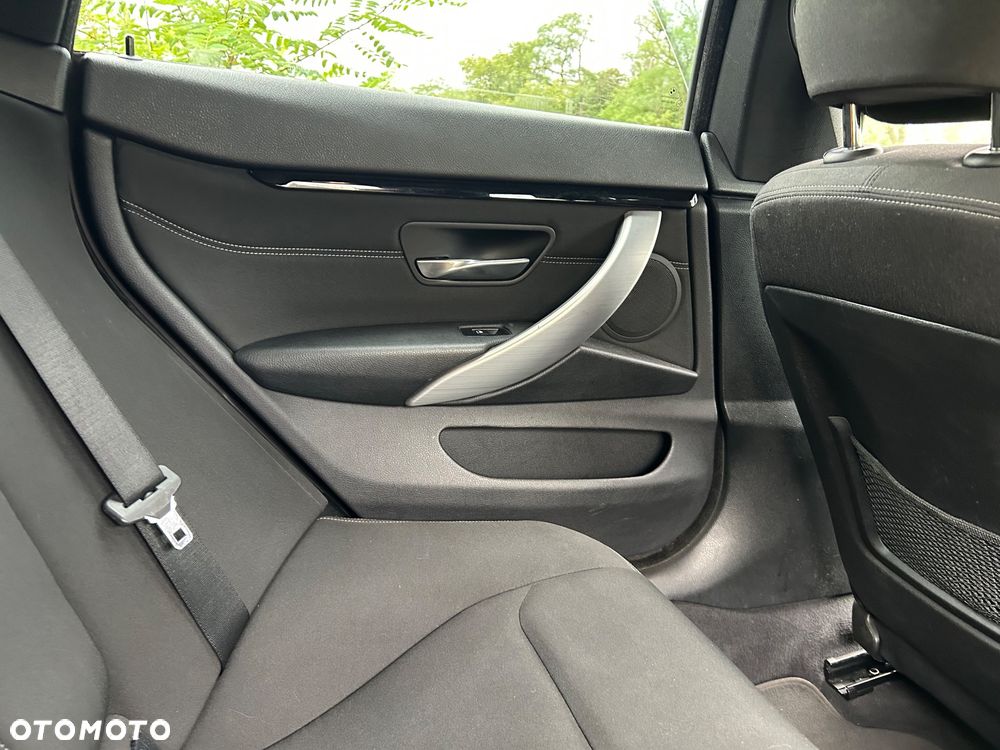 BMW Seria 4 420d Sport Line - 32