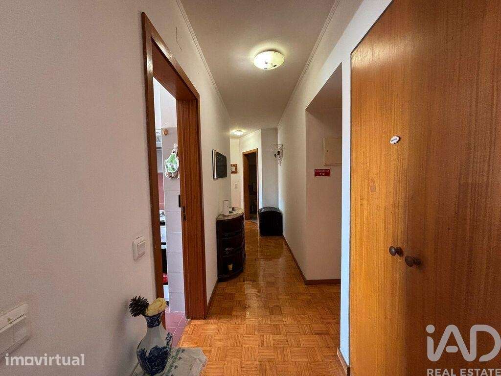 Apartamento T2 em Caparica e Trafaria de 70 m2 - Grande imagem: 3/16