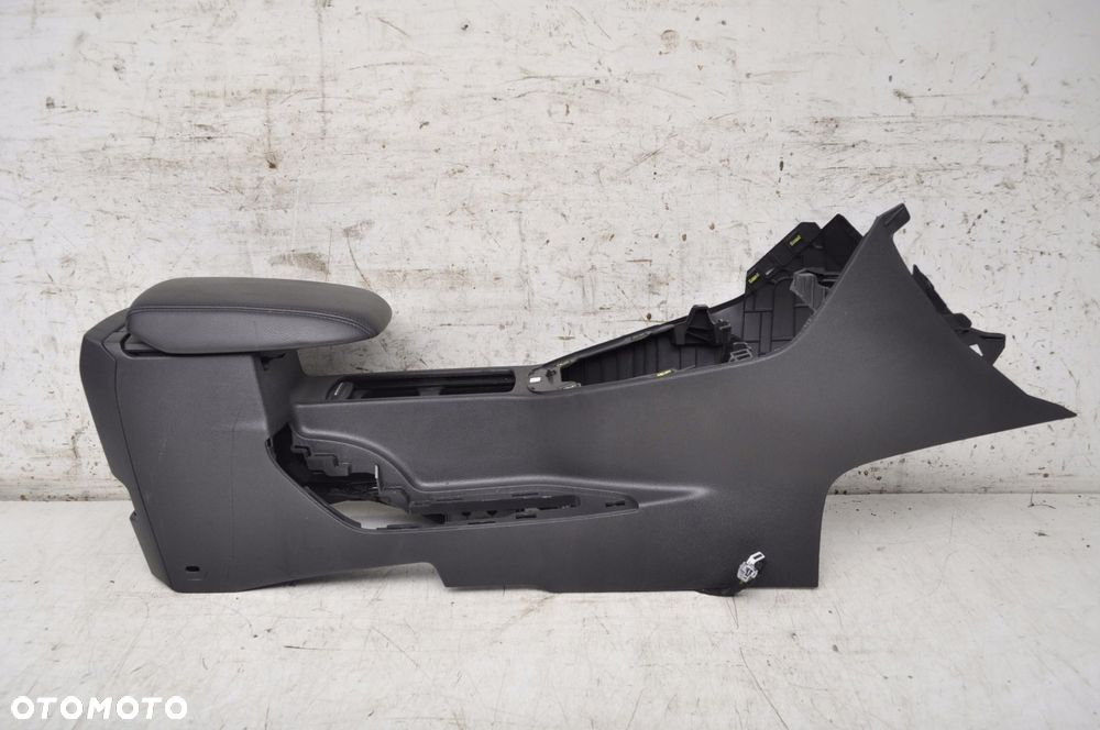 FORD FOCUS MK3 LIFT TUNEL ŚRODKOWY PODŁOKIETNIK - 1