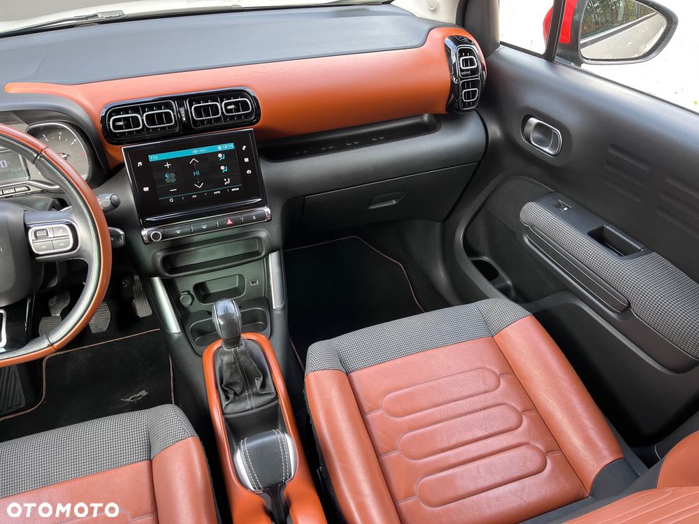 Citroën C4 Cactus 1.2 PureTech Shine Edition S&S - 27