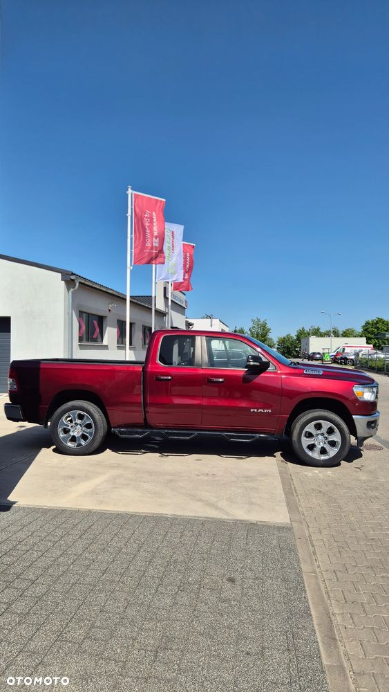 RAM 1500 5.7 Crew Cab Bighorn - 4