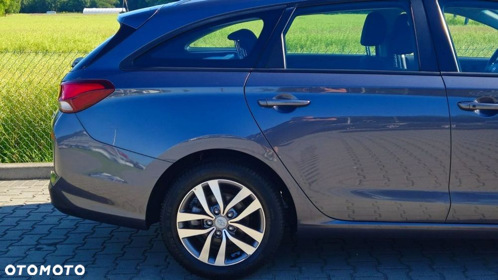 Hyundai i30 - 24