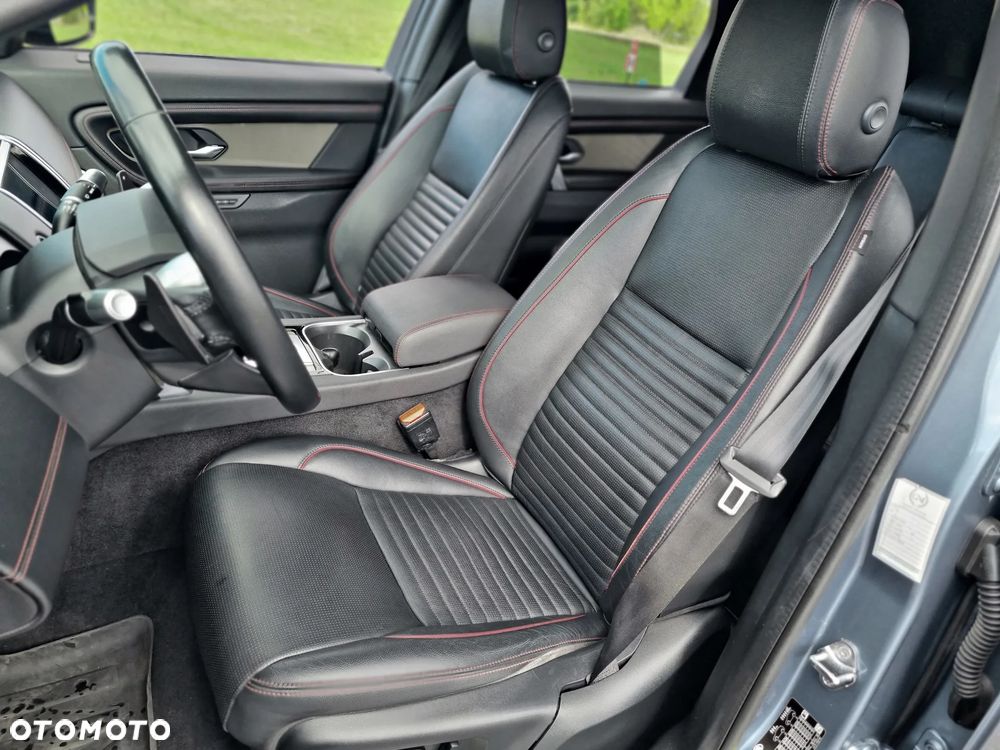 Land Rover Discovery Sport P200 R-Dynamic SE - 19