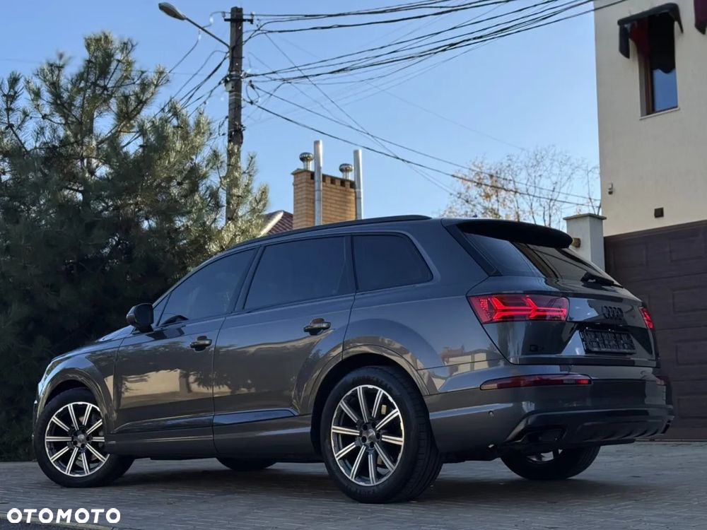 Audi Q7 - 3