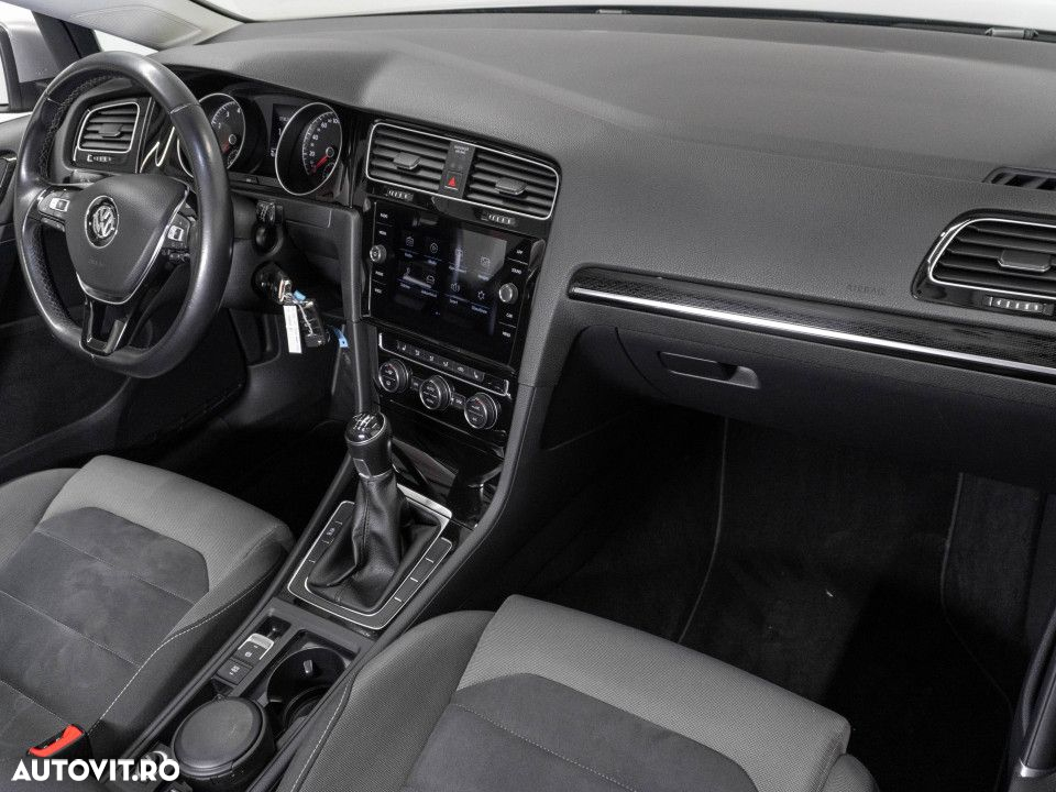 Volkswagen Golf 1.5 TSI Highline - 12