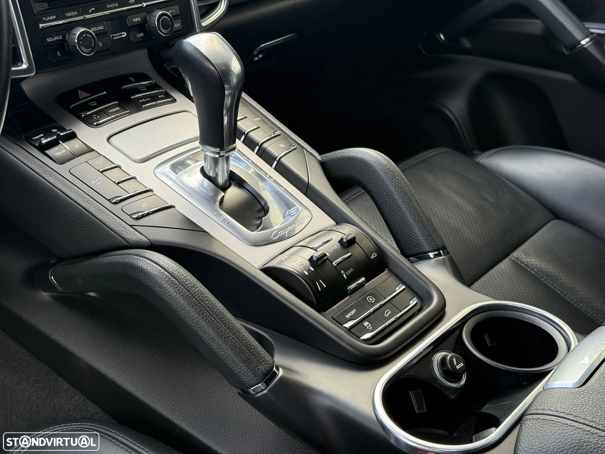 Porsche Cayenne II Platinum Edition - 39