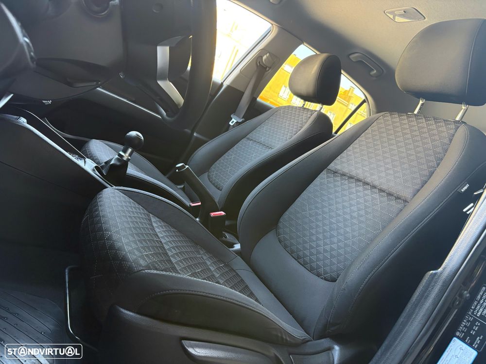 Kia Rio 1.2 CVVT Urban - 6