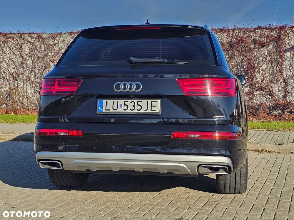 Audi Q7 - 17