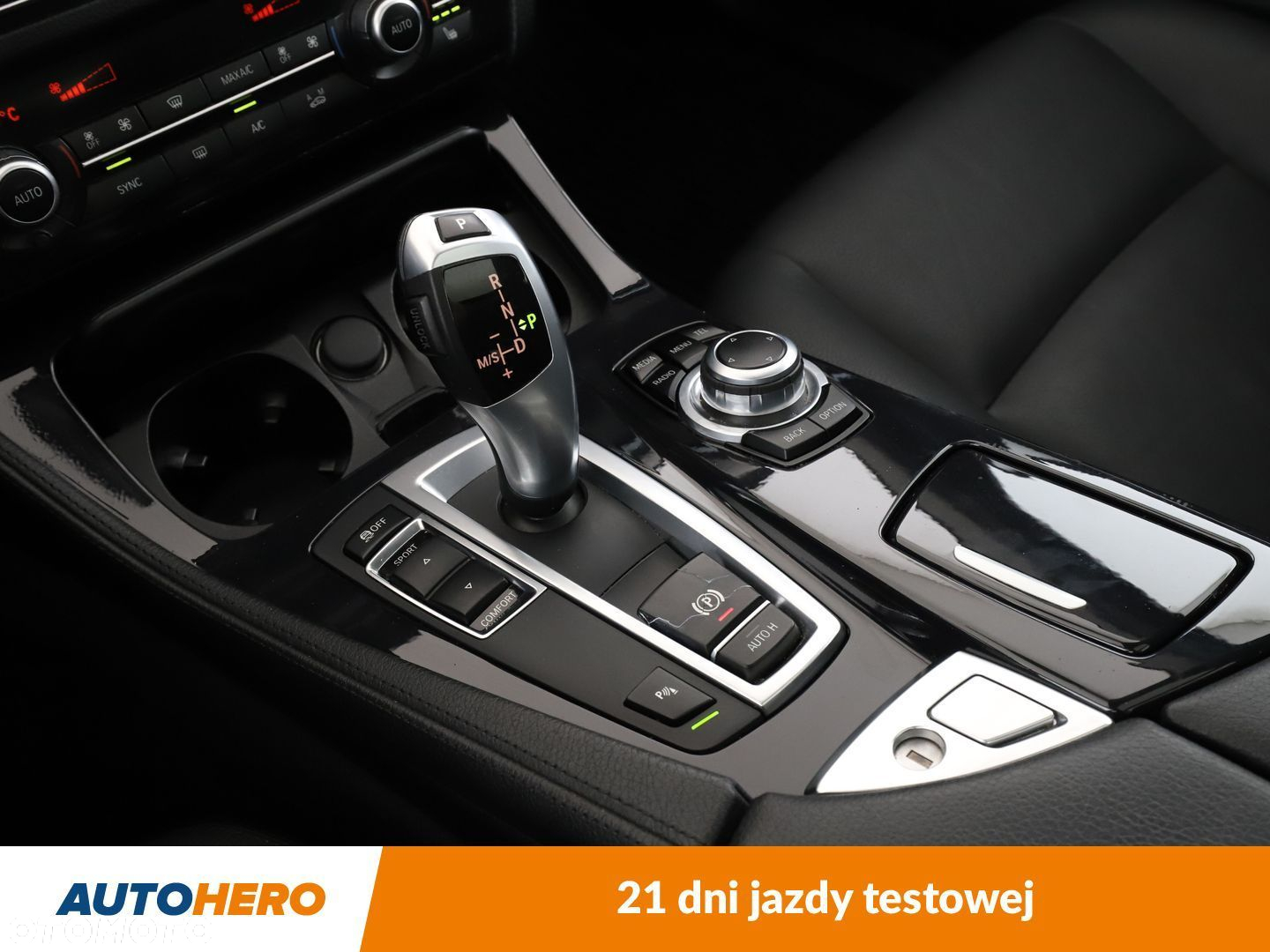 BMW Seria 5 520d - 25