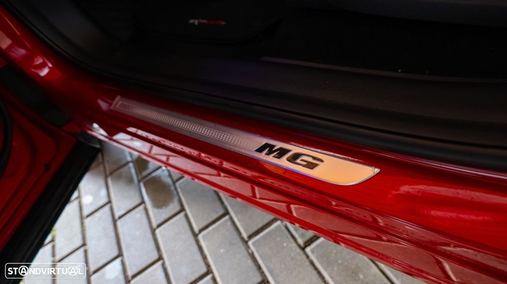 MG EHS 1.5 T-GDI Plug-in Hybrid Luxury - 16