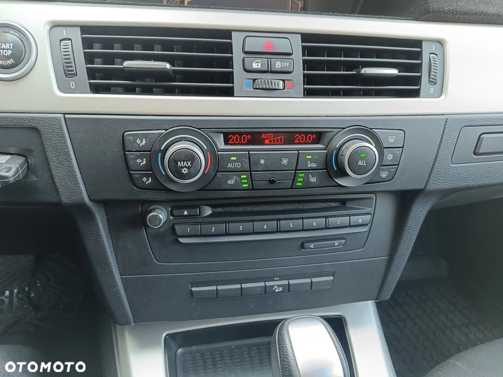 BMW Seria 3 320d Blue Performance Sport Line - 21