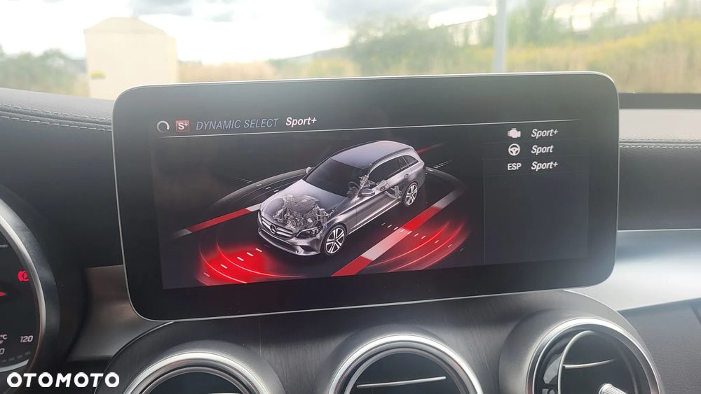 Mercedes-Benz Klasa C 220 d T 9G-TRONIC AMG Line - 20