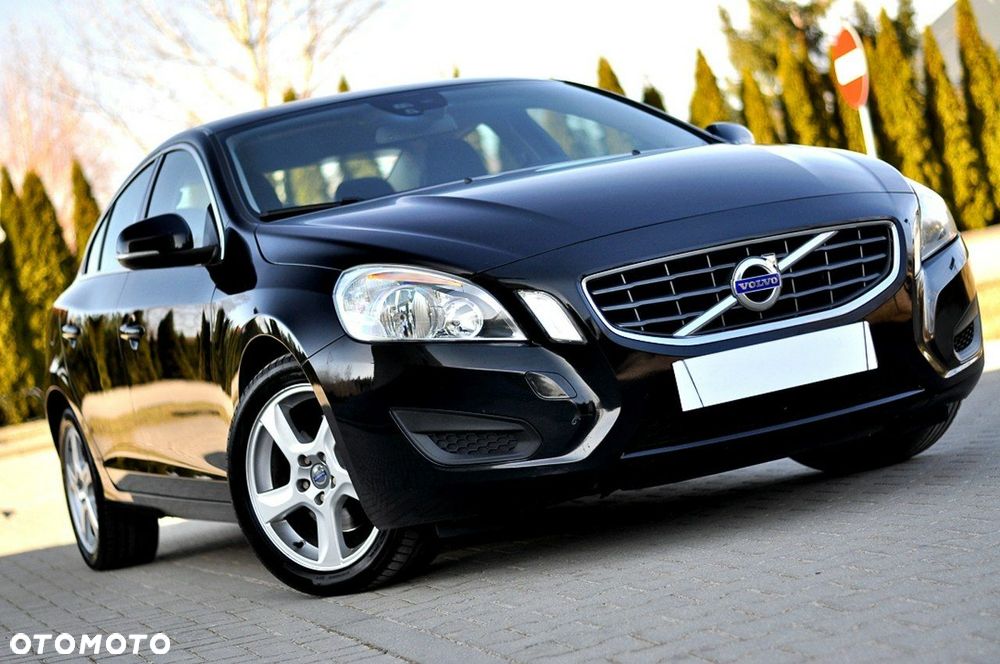 Volvo S60 D3 Geartronic Momentum - 31
