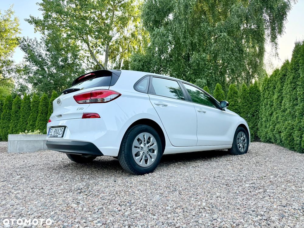 Hyundai i30 1.4 Classic + - 14
