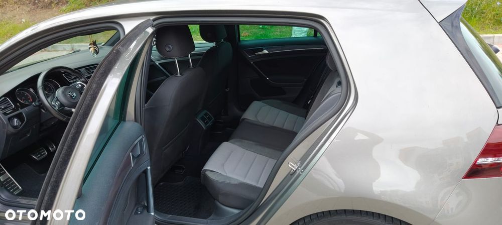 Volkswagen Golf 1.4 TSI BMT Highline DSG - 10