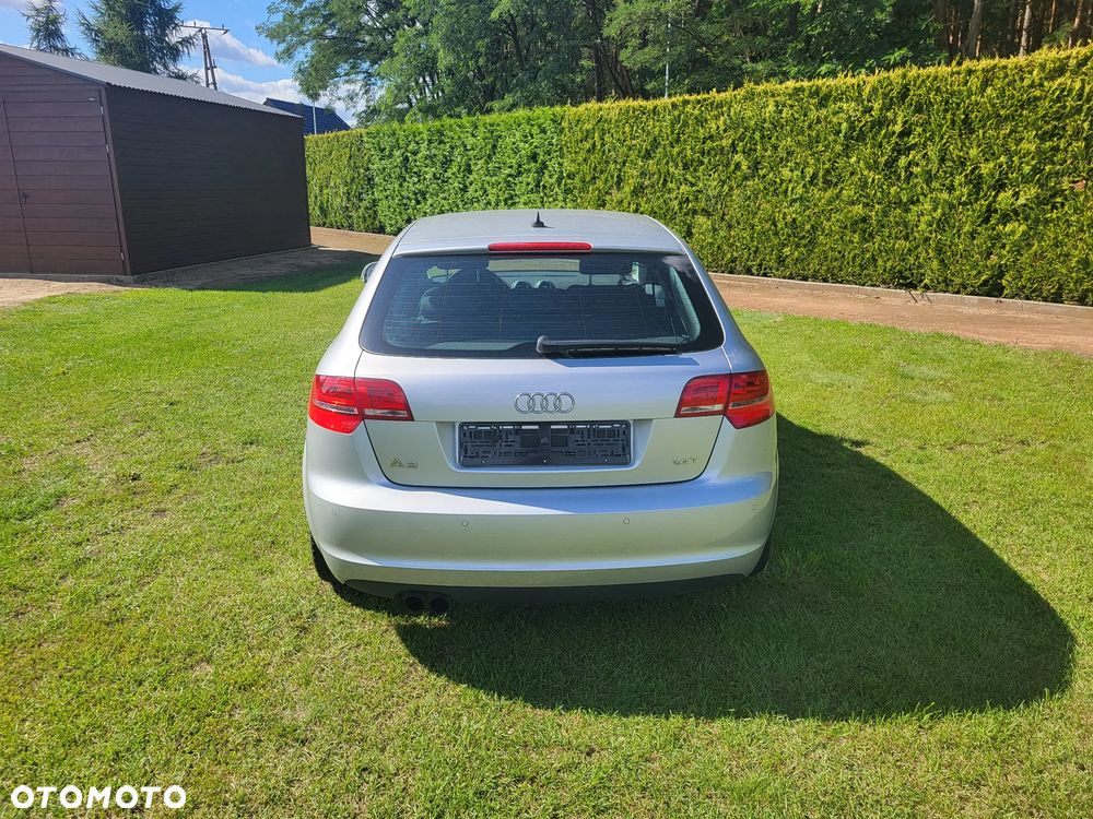 Audi A3 Sportback - 6