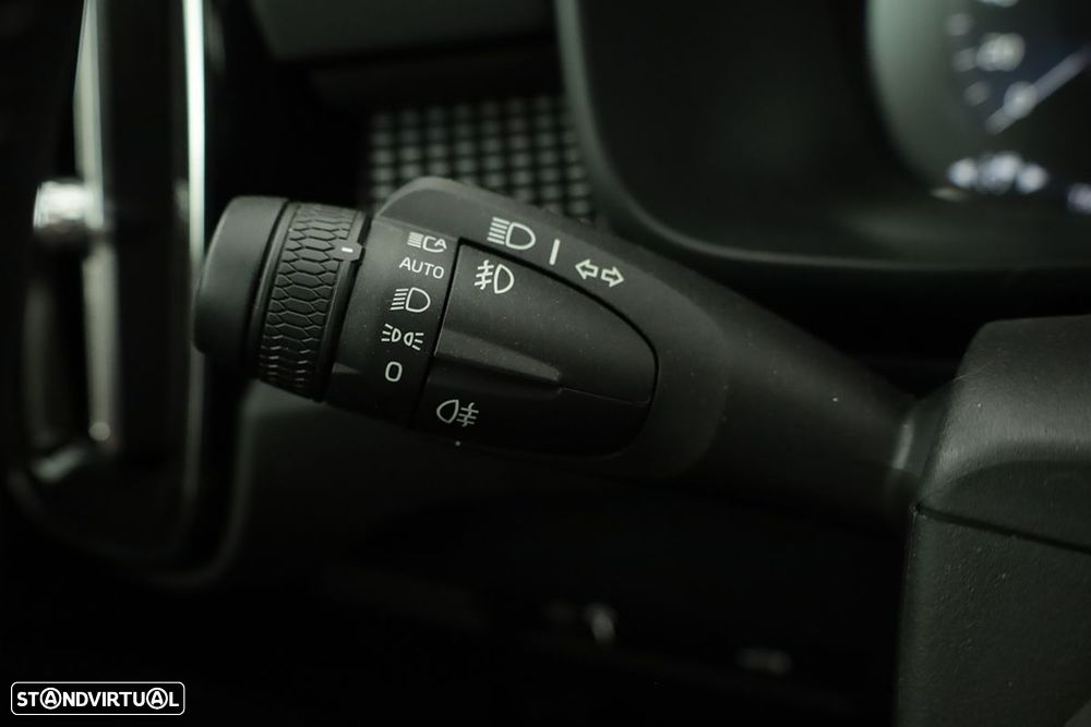 Volvo XC 40 1.5 T2 Plus Dark Auto - 17