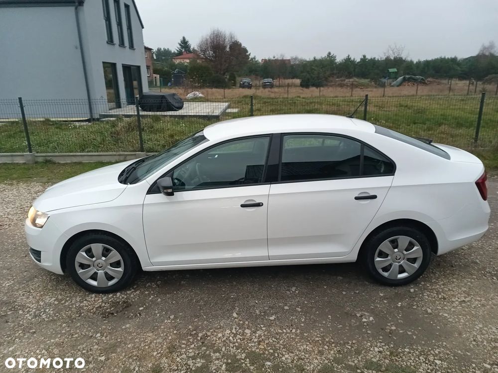 Skoda RAPID 1.0 TSI Active - 17