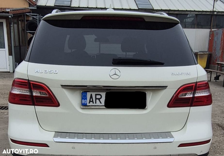 Mercedes-Benz ML - 17