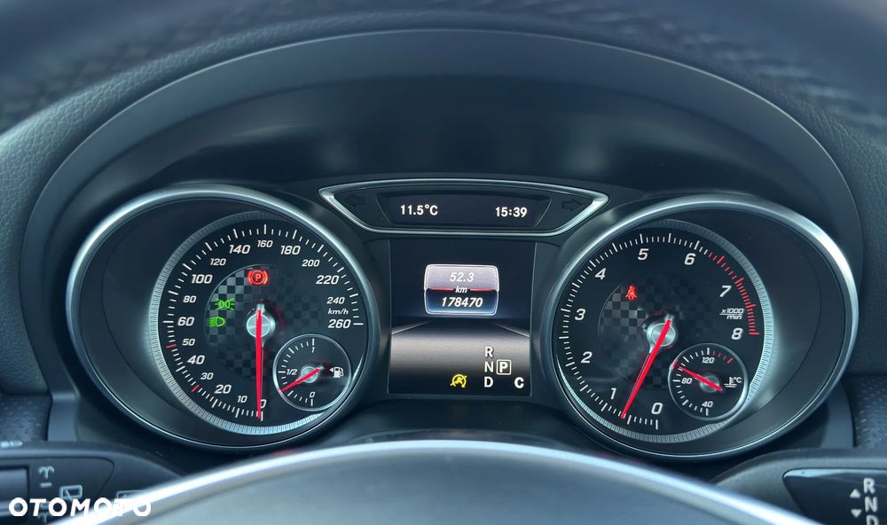 Mercedes-Benz Klasa A 250 4Matic 7G-DCT AMG Line - 18