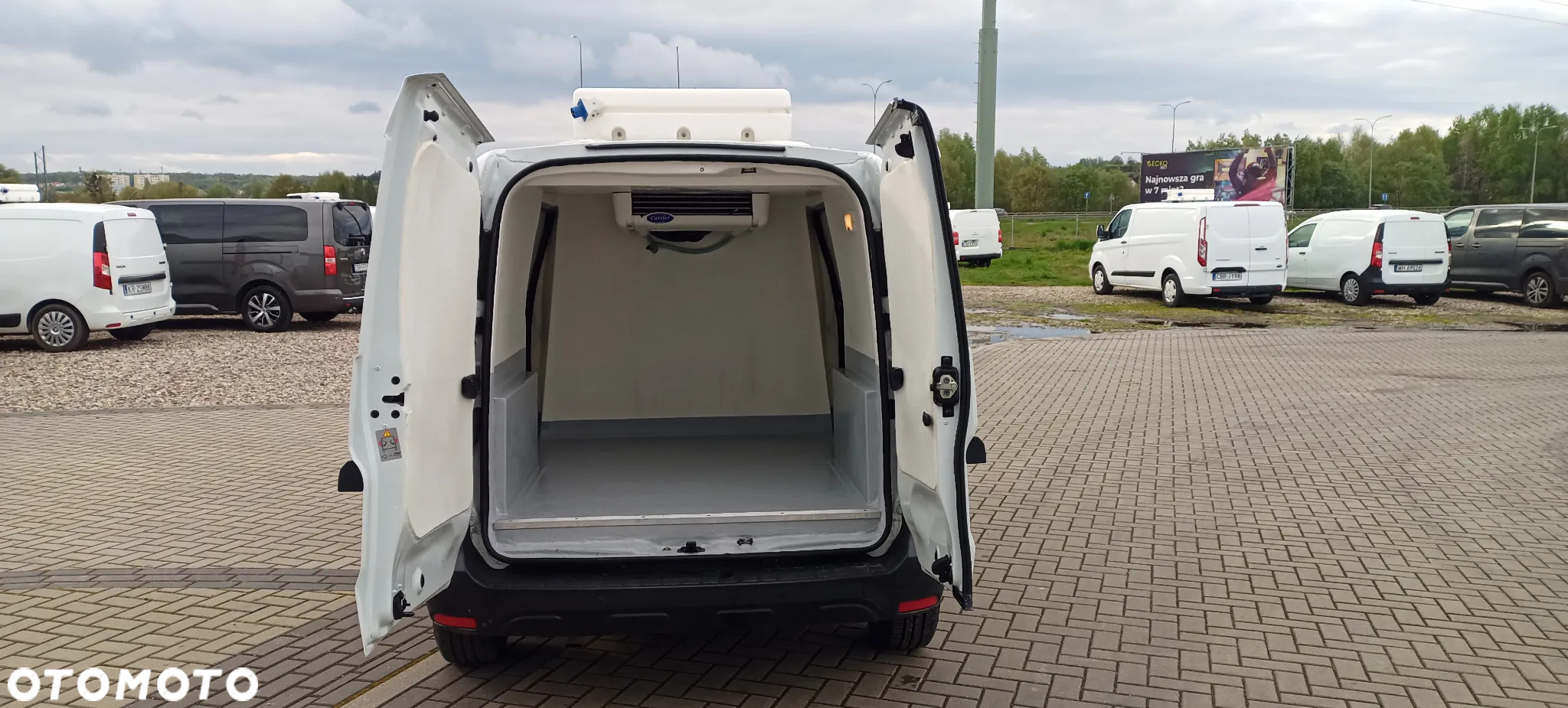 Dacia Dokker L2 Maxi Nowa Izoterma Chłodnia Mroźnia 2 x drzwi boczne Carrier 220V Lpg PL - 10
